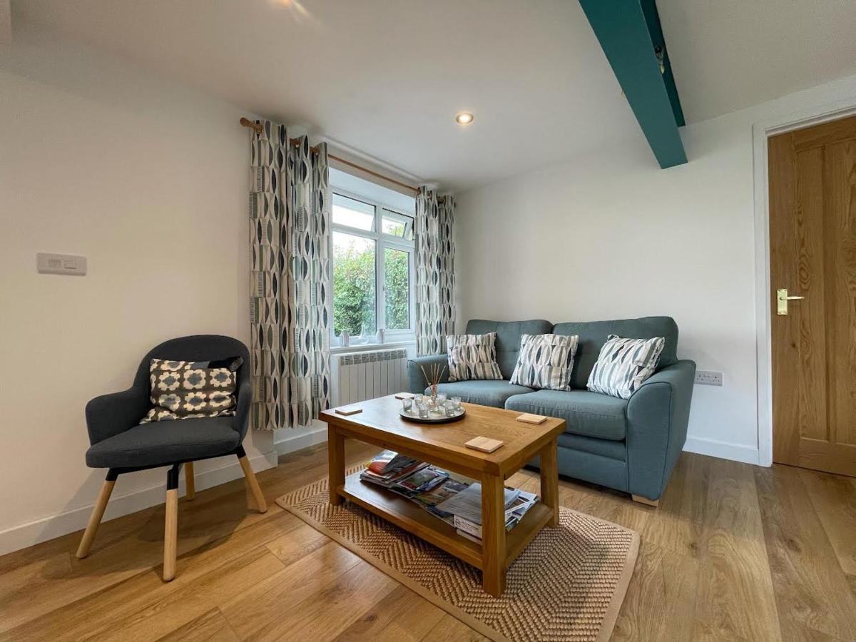 Lovely Ground Floor In Quiet Village
