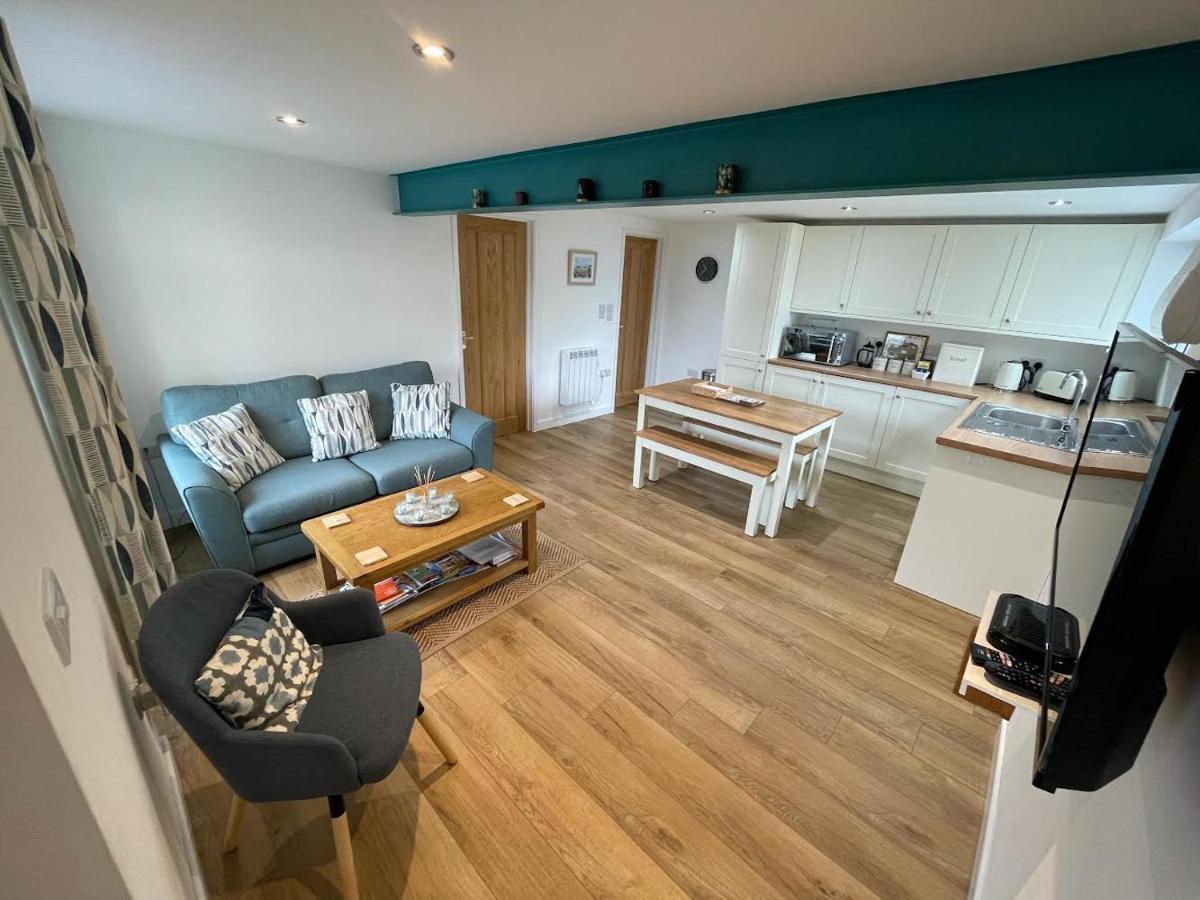 Апартаменты Lovely Ground Floor In Quiet Village